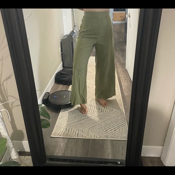 NEW ENTRO BOUTIQUE FLARE PANT MEDIUM - Picture 2 of 8